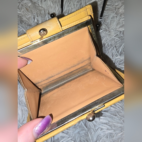 Celine Vintage Kiss Lock Wallet (EUC)(READ DESCRIPTION) - Picture 5 of 9